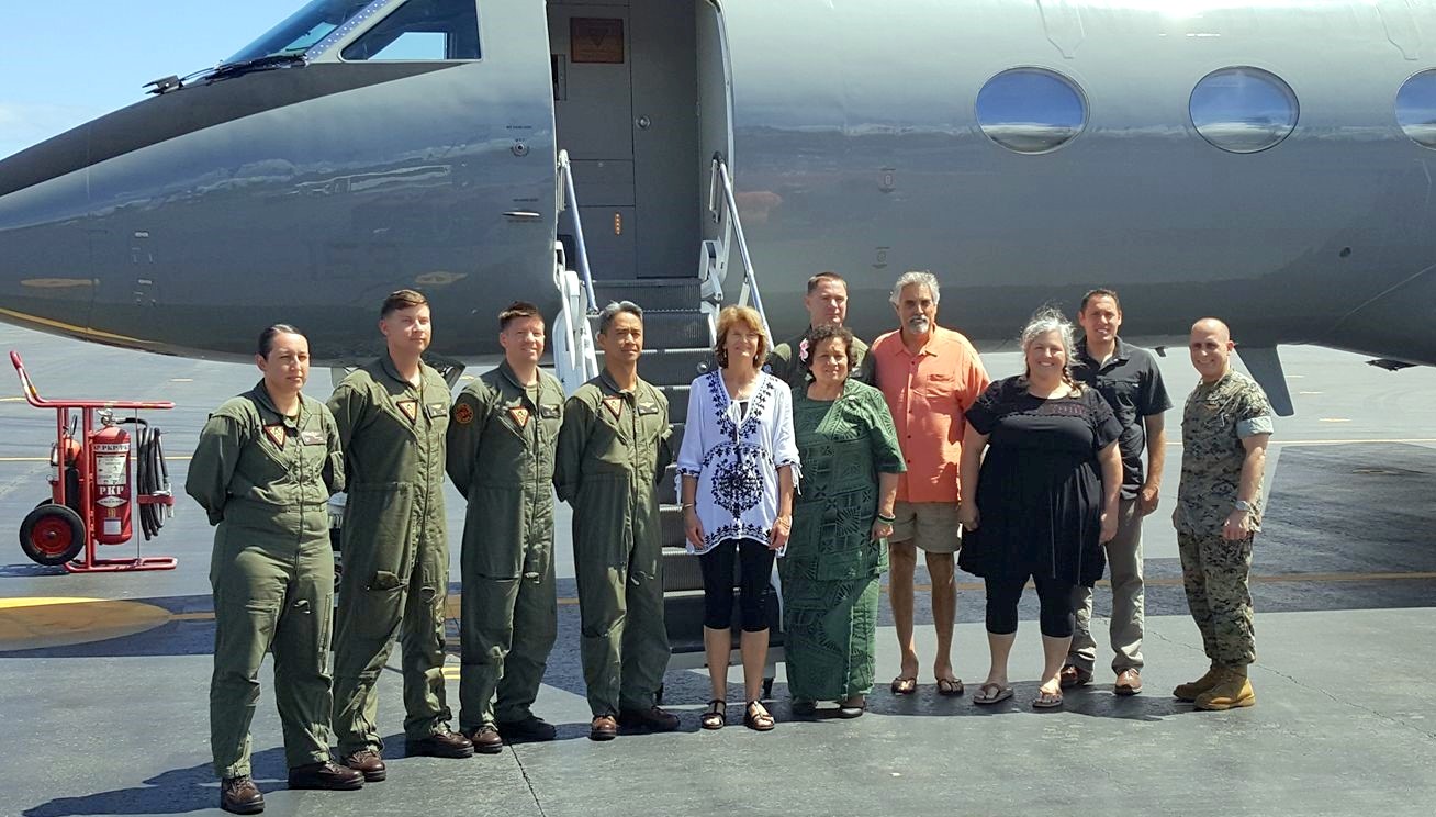 Congresswoman Amata with Chairman Murkowski and the flight crew