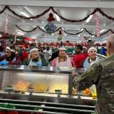 servomg-christmas-dinner-to-the-troops