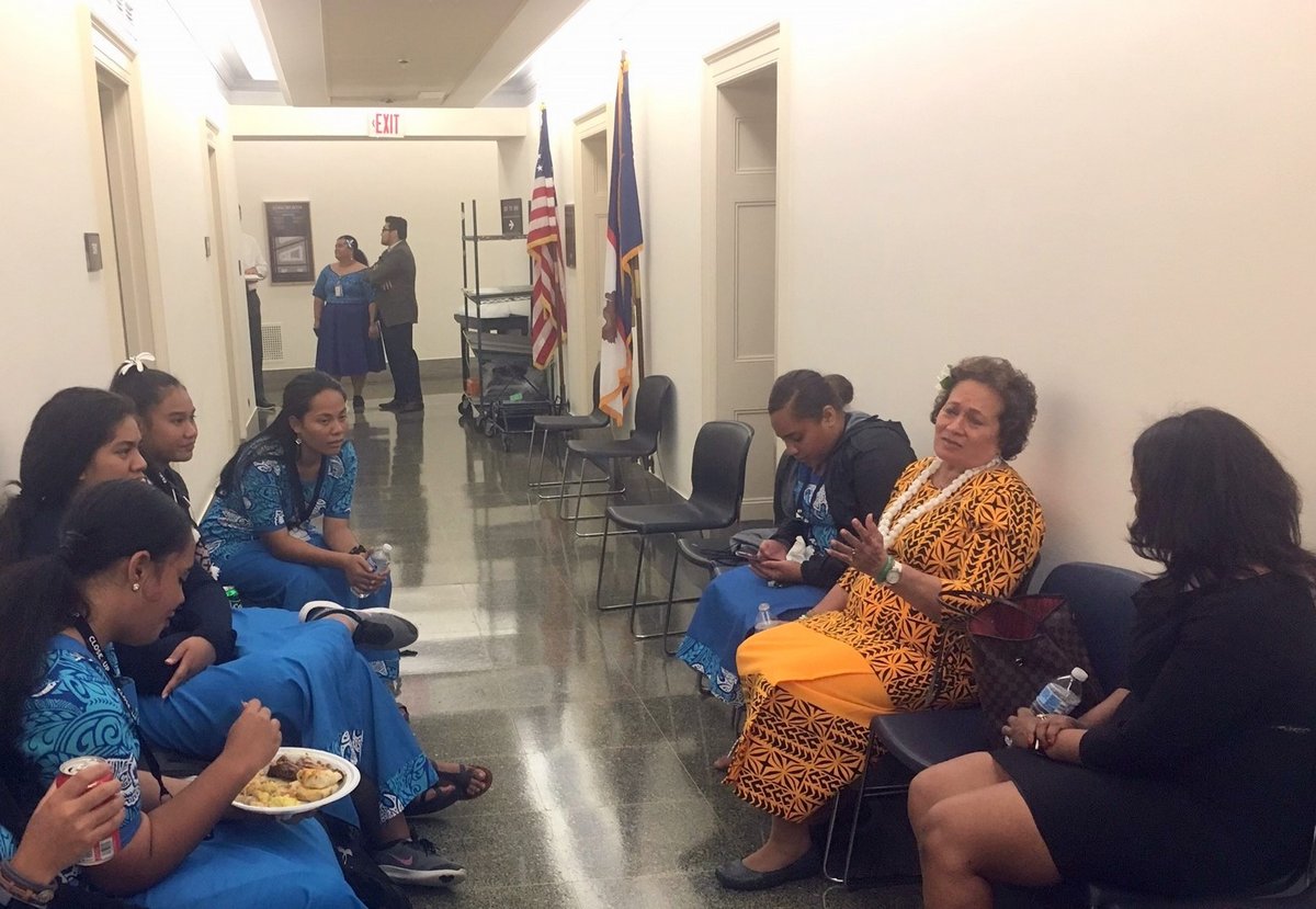 Congresswoman Amata with the Close-Up students during lunch
